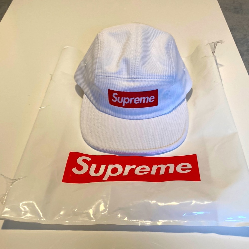 SUPREME CAMPER HAT